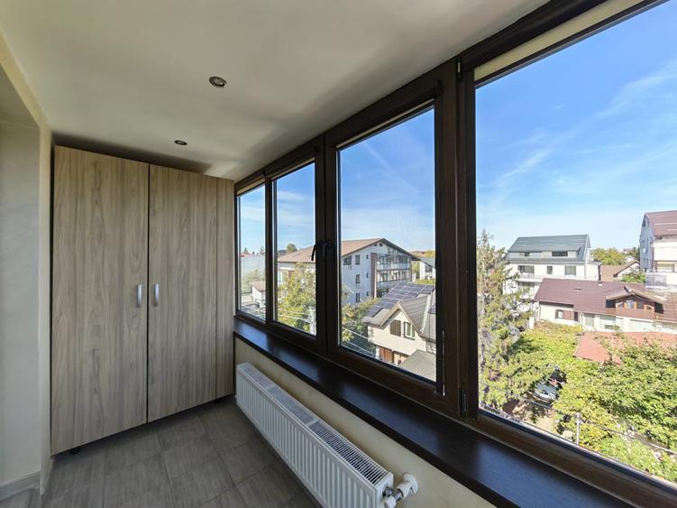 Apartament de 3 camere - Bucureștii Noi - Dămăroaia, pe strada Berveni