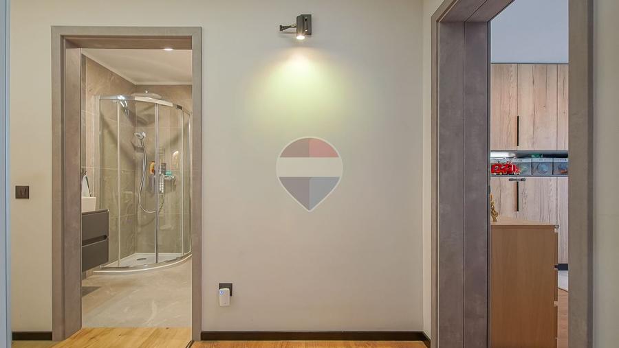 Apartament premium tip vilă, cu terasă de 70 mp, garaj | Răcădău