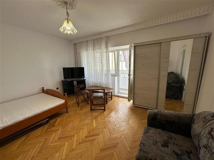 Inchiriere Apartament cu 1 camera Podu Ros