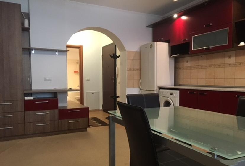 Apartament 3 camere Aviatiei centrala proprie
