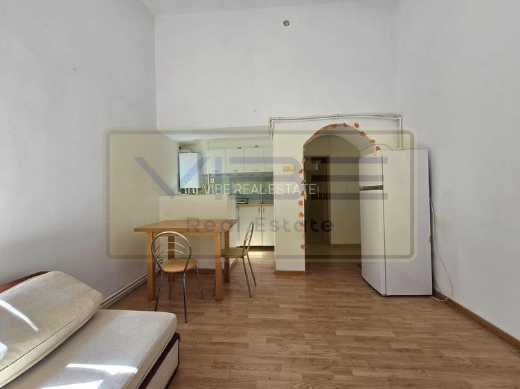 Copou - Bibliotea Centrala- - 10 min Univ. AL. I. CUZA - 3 camere - 9