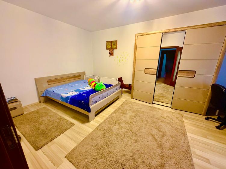 Casa P+1+M. 5 cam. Util 150mp. Teren 220mp