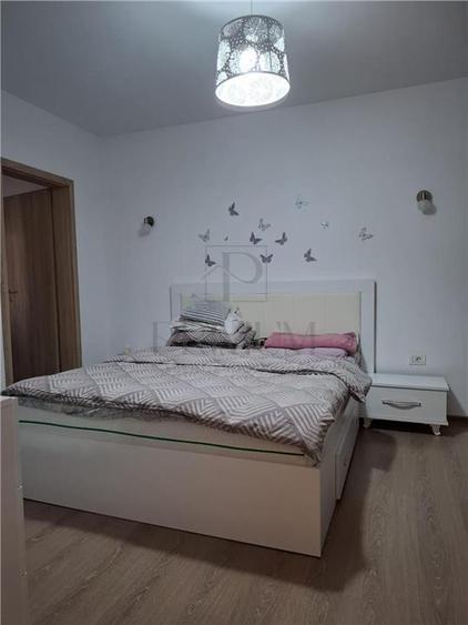 Duplex mobilat utilat - teren generos - asfalt