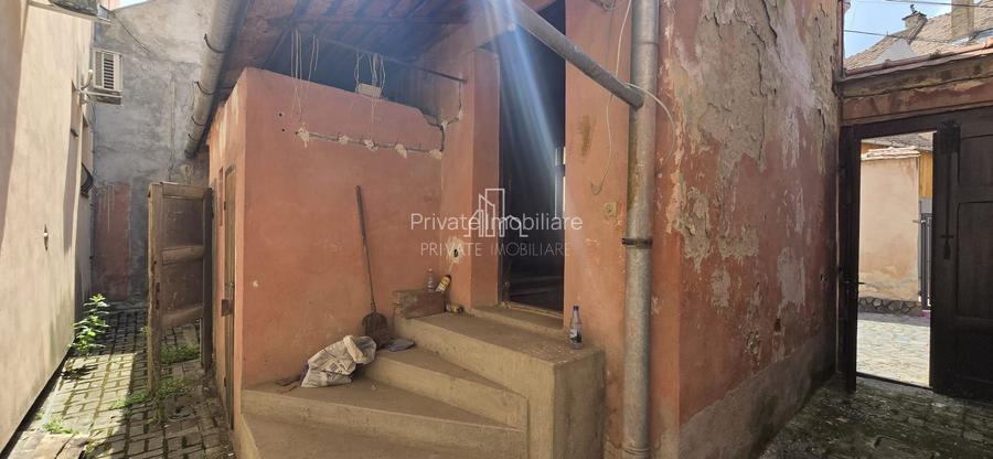 Spatiu de vanzare in centrul orasului Sighisoara - 4