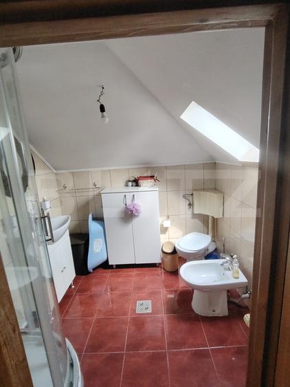Casă cu mobilier premium și grădină spectaculoasă in Tarnaveni
