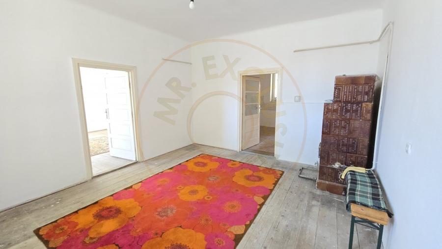 De Vanzare Casa 2 camere P-ȚA Mica