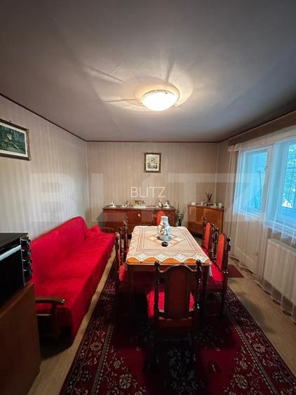 Apartament cu 3 camere, decomandate, boxă, centrală, zona Primăverii - 2