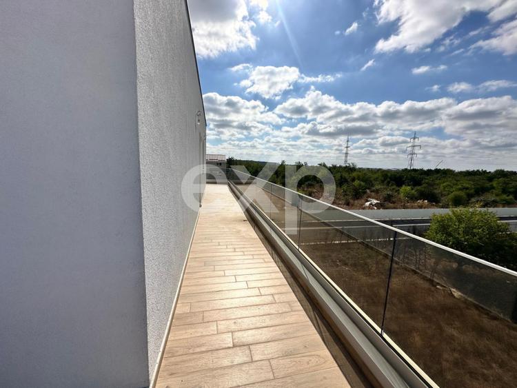 Apartament 2 camere 61 mp + terasa 43 mp Avangarde Voluntari parcare inclusa