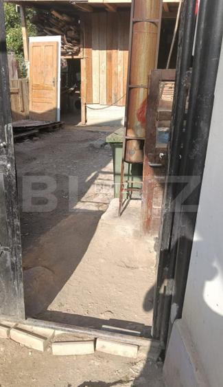 Casă cu 3 camere și grădină, aproape de centrul orașului Câmpeni - 19