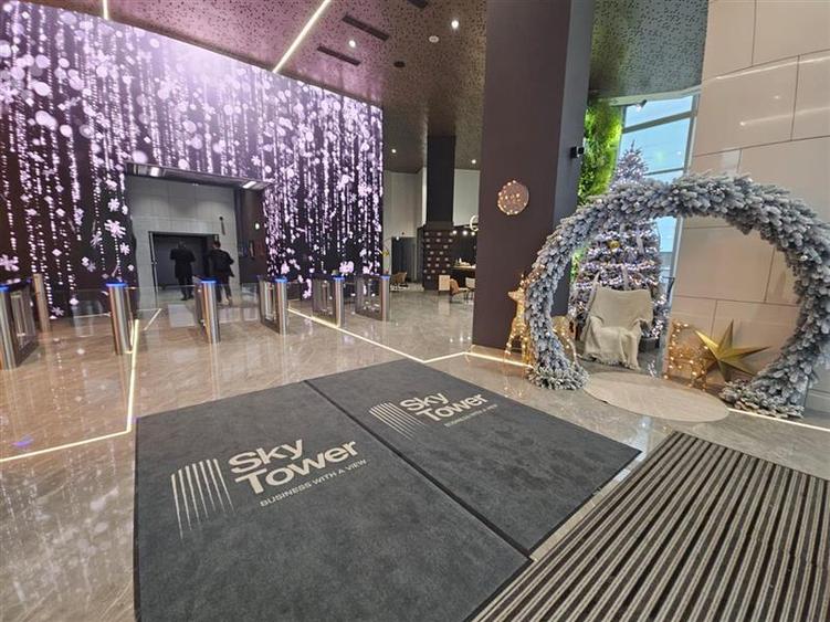Inchiriere birouri - Sky Tower - 584 mp