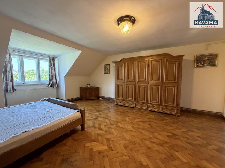 Apartament în Centrul Vechi la casă, de închiriat