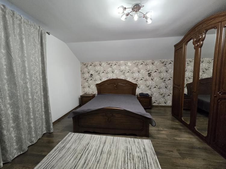 Vila cu teren 2.200 mp, sat Tăriceni-comuna Șirna