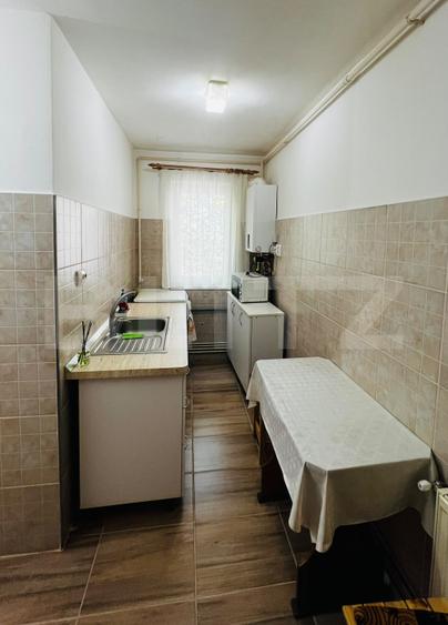Apartament 2 camere, 48 mp, zona Dâmbu Pietros