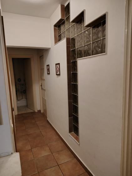Închiriere Apartament 3 camere în Unirii, Piata NATIUNILE UNITE, SEMIDECOMANDAT