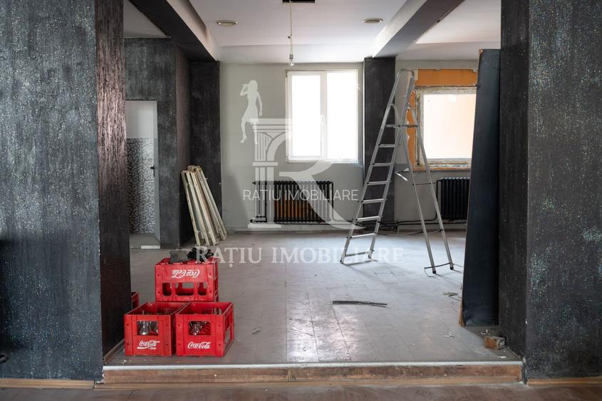 Spatiu Comercial | Etajul 1 + Mansarda | Decebal | 300 mp | Oradea - 12