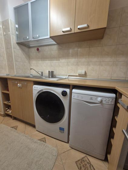 Apartament 3 cam: Drumul Taberei-Str Sibiu- cu loc de parcare