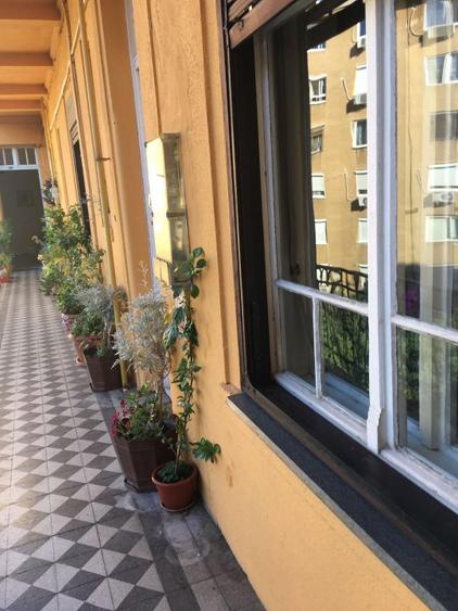 DE VANZARE! Apartament cu 3 camere in cladire istorica zona ultracetrala!