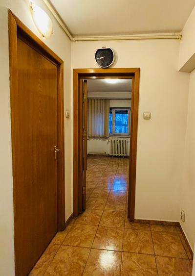 Locatie exceptionala,DECEBAL ,stradal,monolit,bloc reabilitat termic,liber