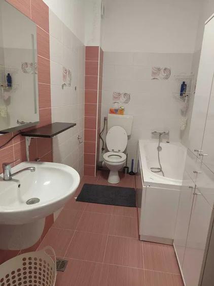 Garsoniera, decomandata, 37 mp, centrala proprie, ac, metrou, Bucurestii Noi