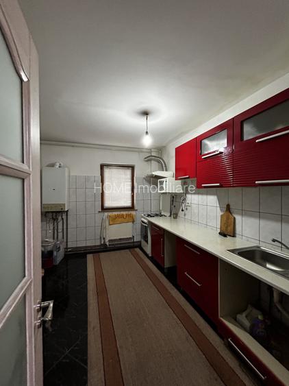 Apartament 3 camere decomandate | 9 Mai - 6