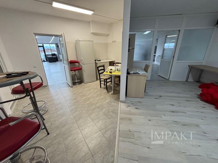 De vânzare spațiu comercial, show-room - Florești