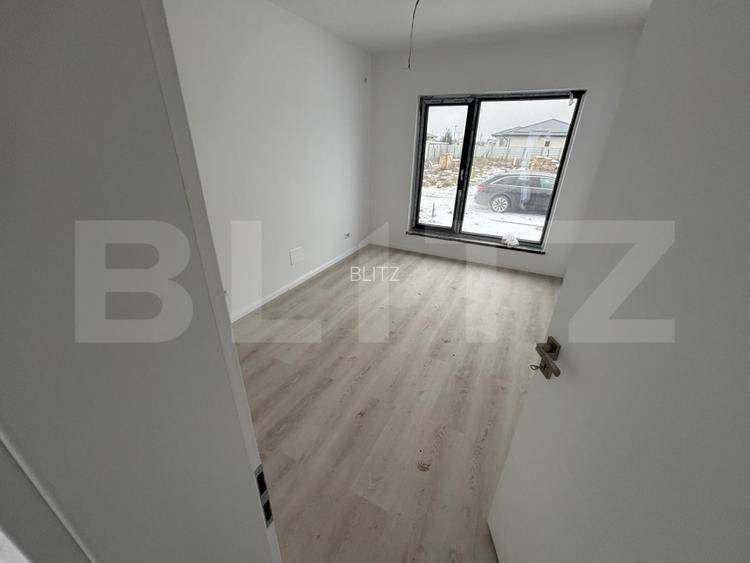Casa parter, 4 camere, teren 477 mp, zona Aeroport - 13