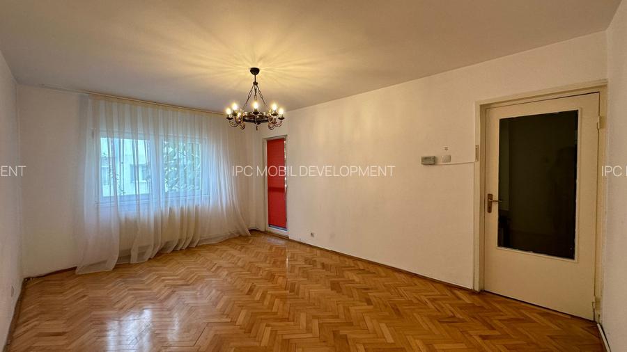 Apartament cu 3 camere, nemobilat, de inchiriat - 4