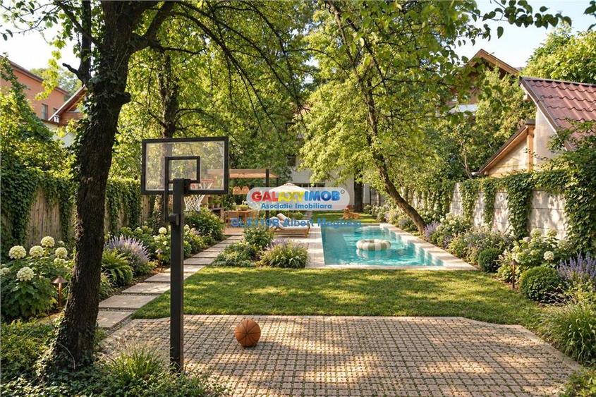 Vanzare casa 8 camere renovata integral+gradina Brasov.