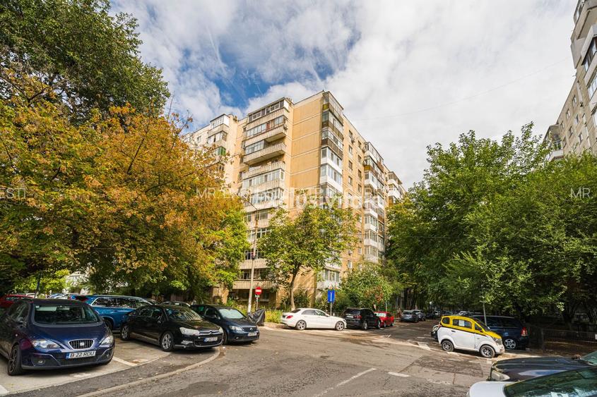 2 camere etaj 4 din 10 Piata Gorjului