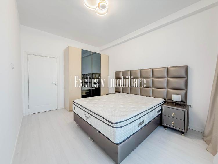 Apartament Superb 4 camere 130 mp cu Vedere Frontala la Mare si Parcare Privata