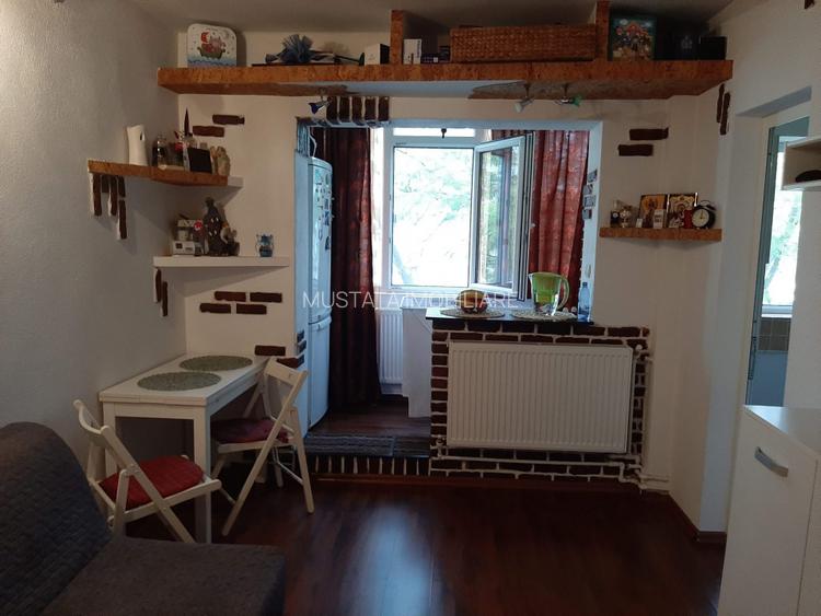 Garsoniera Ansamblul Dorobantilor, Pozitie  Buna , mobilat utilata. - 4