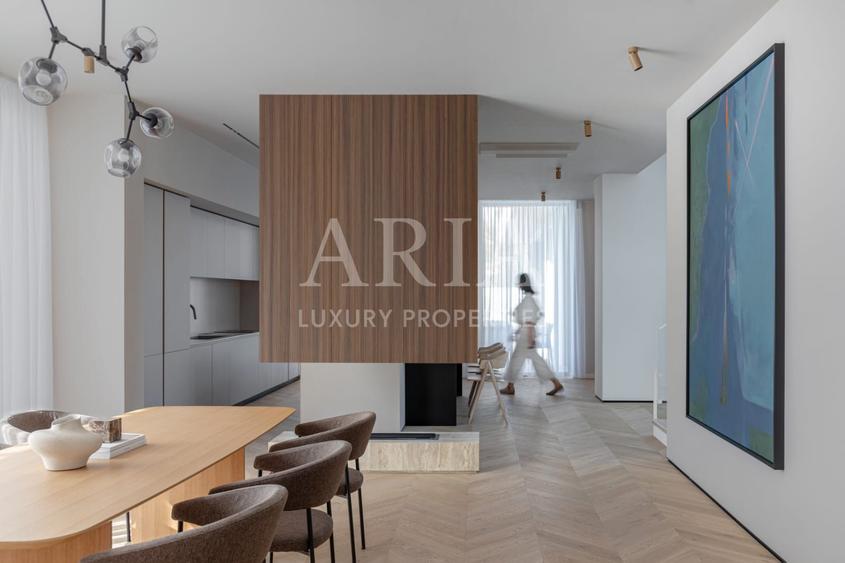 REZIDENȚĂ CONTEMPORANĂ CU DESIGN ICONIC | POZE REALE |