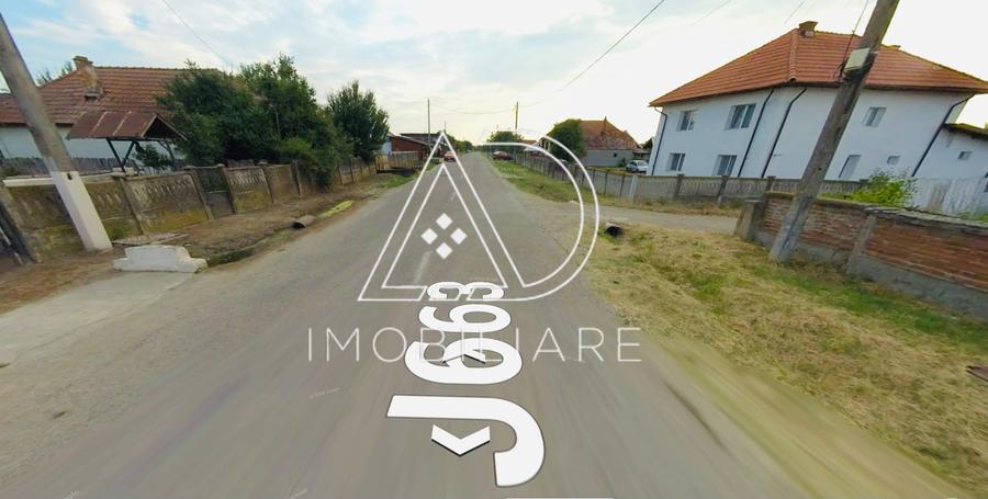 TEREN DE VÂNZARE – 13.630 MP | DĂNEȘTI | LÂNGĂ AERODROMUL BARZA