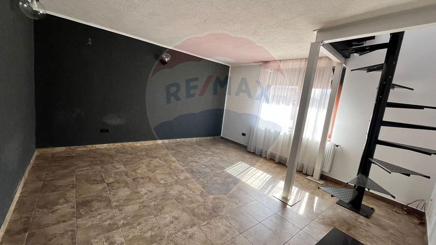 Casă / Vilă cu 2camere de vânzare la curte comuna
