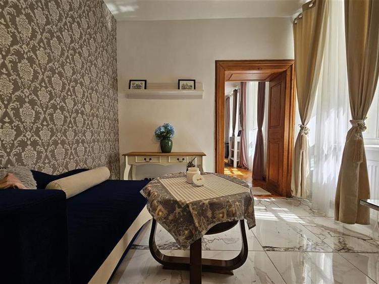 Apartament superb in Centrul Istoric - pretabil regim hotelier