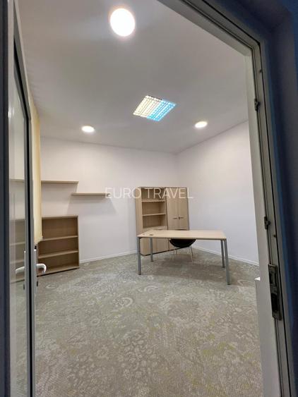 spatiu ideal pentru  birouri, cabinete, afterschool, 2000 euro - 26