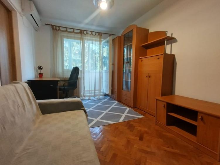 Apartament in zona Dacia
