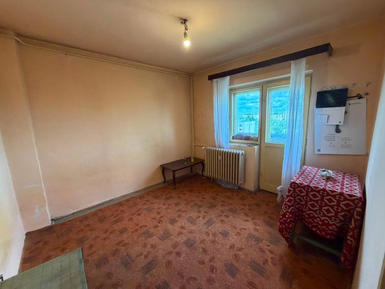 3 camere decomandat