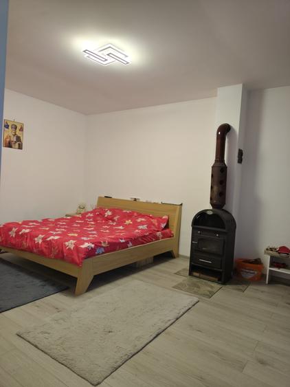FARA COMISIOANE zona linistita aer curat casa mobilata 3 camere P +M teren 755mp