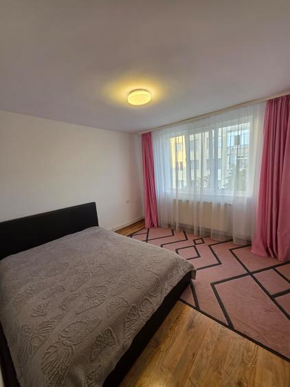 Apartament de vanzare, 3 camere, decomandat, 72 mp, Alexandru cel Bun