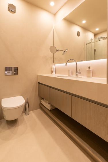 Iancu Nicolae : Apartament spatios cu 2 camere / 2 bai, compound cu piscina !