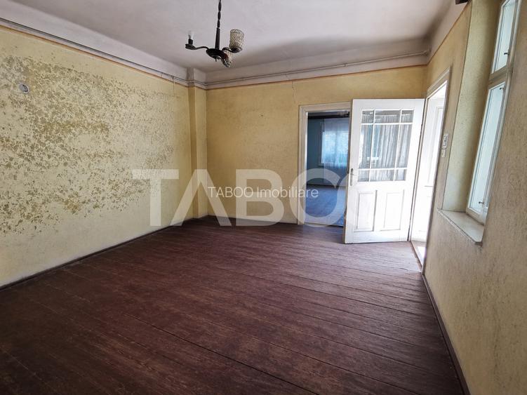 Casa individuala cu 3 camere in zona Lupeni din Sibiu - 3