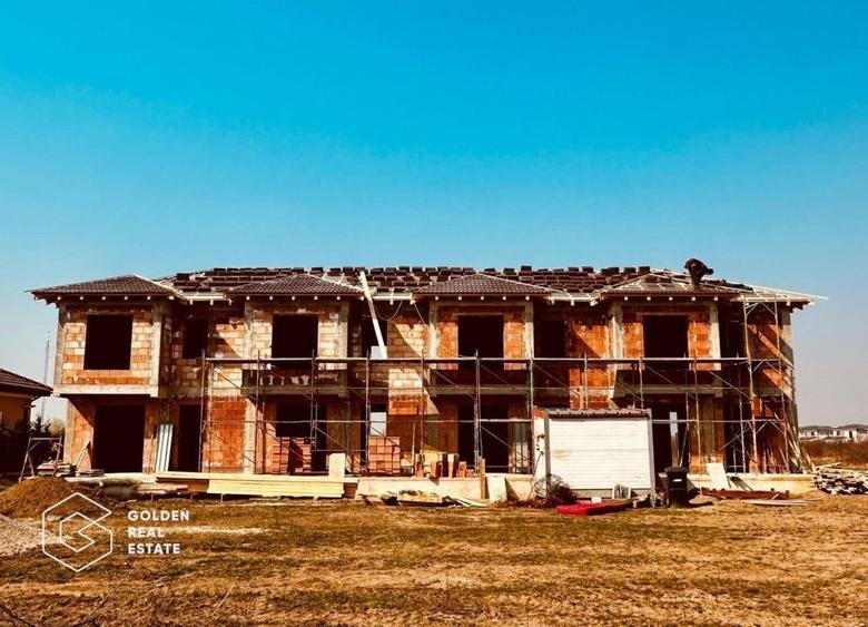 Casă insiruită cu 3 camere - Calea Urseni, Giroc