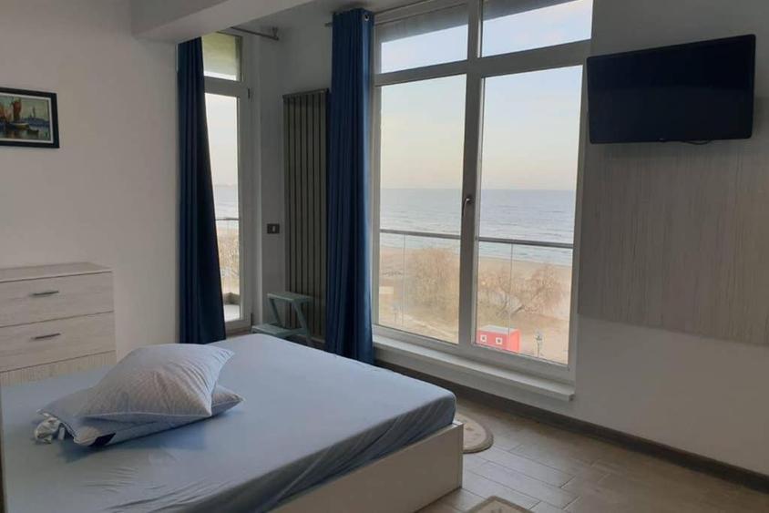 Alezzi Resort- 3 rooms First line, Direct view of the sea, Parking included