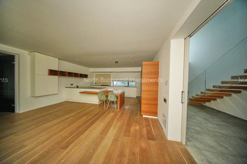VILA CU PISCINA - ZONA PIPERA | IANCU NICOLAE -  6 CAMERE - 16
