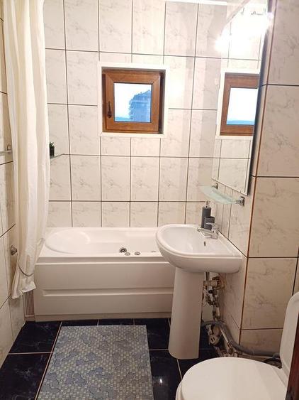 Apartament 3 Camere Decomandat – Păcurari, OMV–Kaufland