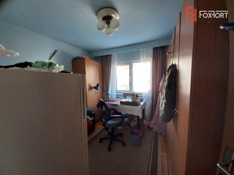 Apartament cu 3 camere de vanzare in Timisoara, zona Lipovei