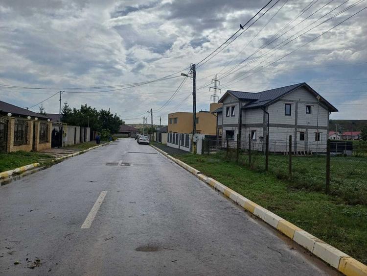 TEREN DE VANZARE | VALU LUI TRAIAN | 500 MP