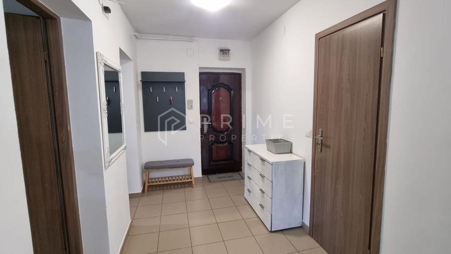 Apartament 3 camere, 2 băi, complet mobilat — 5 minute de UMFST