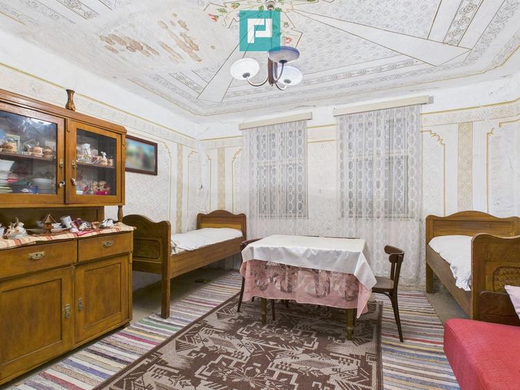 Casă cu 2 corpuri total 4 camere în Nădab